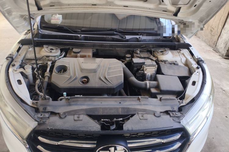 Used Bestune B50 2016 1.6L manual Comfort trim level Engine Bay
