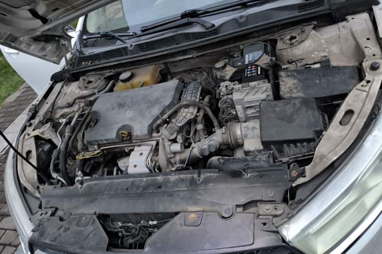 Used Bestune B50 2016 1.4T Automatic Luxury Model Engine Bay