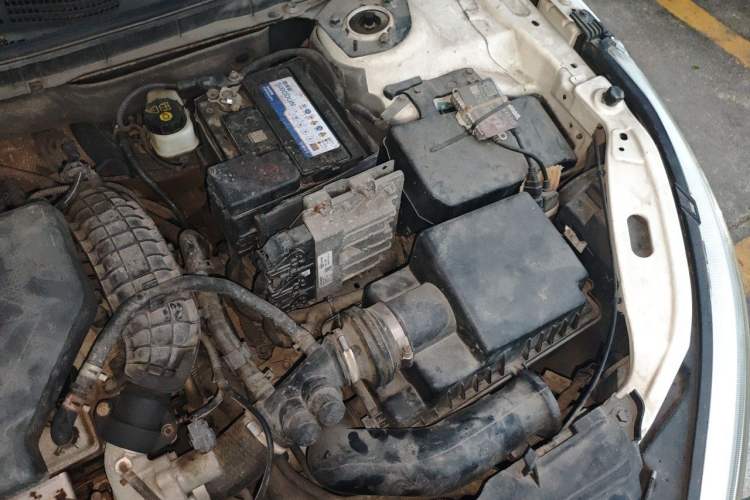 Used Bestune B50 2016 1.4T Automatic Luxury Model Engine Bay Left