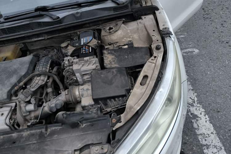 Used Bestune B50 2016 1.4T Automatic Luxury Model Engine Bay Left