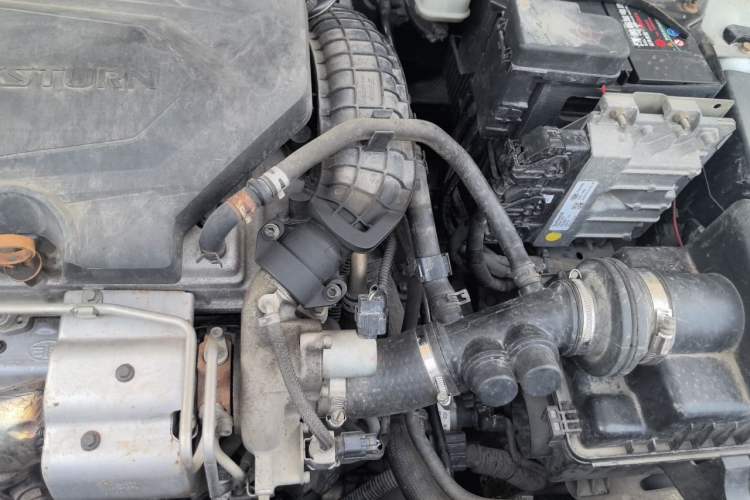 Used Bestune B50 2016 1.4T Automatic Sport Luxury Edition Engine Bay Left