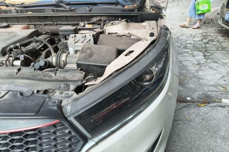 Used Bestune B50 2016 1.4T Automatic Sport Luxury Edition Engine Bay Left