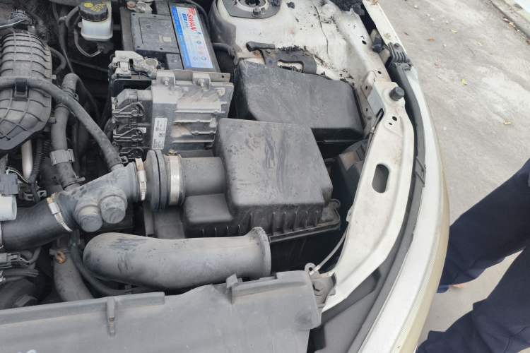 Used Bestune B50 2016 1.4T Automatic Luxury Model Engine Bay Left