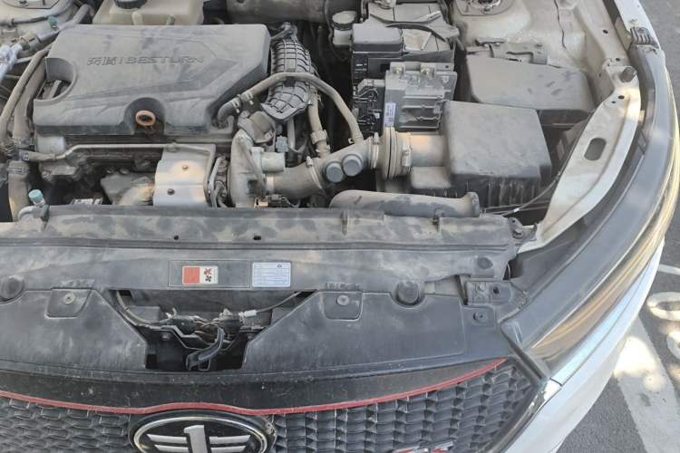 Used Bestune B50 2016 1.4T Automatic Sport Luxury Edition Engine Bay Left