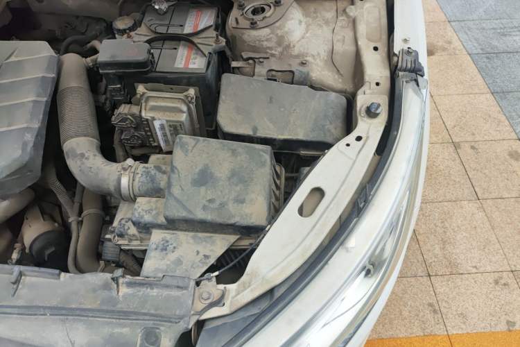 Used Bestune B50 2016 1.6L automatic comfort version Engine Bay Left