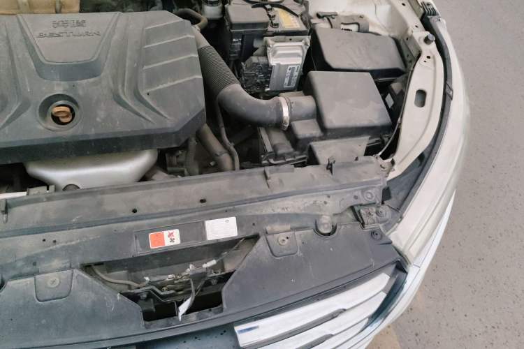 Used Bestune B50 2016 1.6L manual luxury version Engine Bay Left
