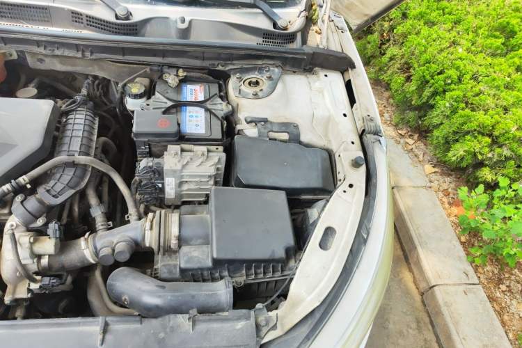 Used Bestune B50 2016 1.4T Automatic Luxury Model Engine Bay Left