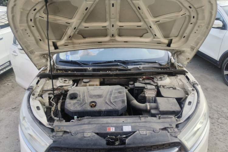 Used Bestune B50 2016 1.6L manual Comfort trim level Engine Bay