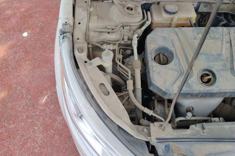 Used Bestune B50 2016 1.6L manual Comfort trim level Engine Bay Right
