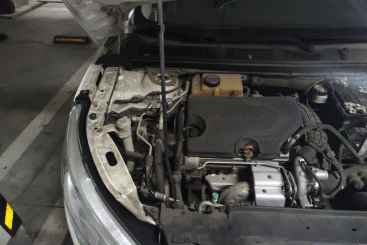 Used Bestune B50 2016 1.4T Automatic Luxury Model Engine Bay Right