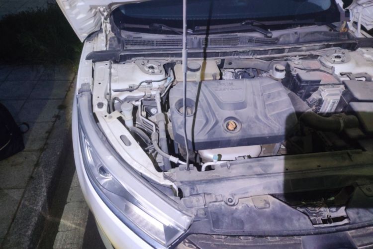 Used Bestune B50 2016 1.6L manual luxury version Engine Bay Right