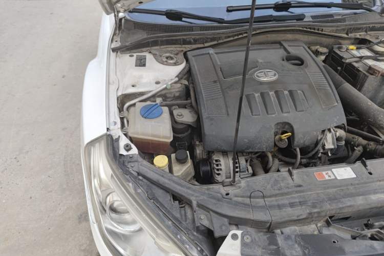 Used Bestune B50 2016 1.6L automatic comfort version Engine Bay Right