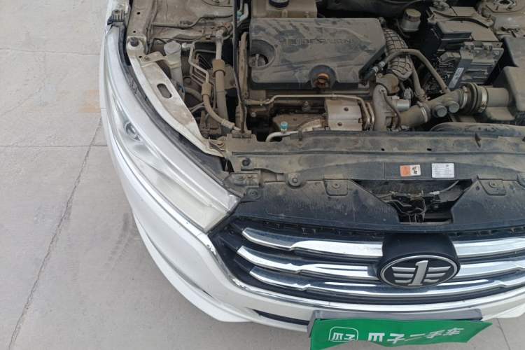 Used Bestune B50 2016 1.4T Automatic Luxury Model Engine Bay Right