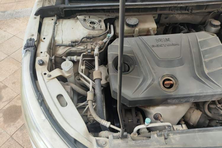 Used Bestune B50 2016 1.6L automatic comfort version Engine Bay Right