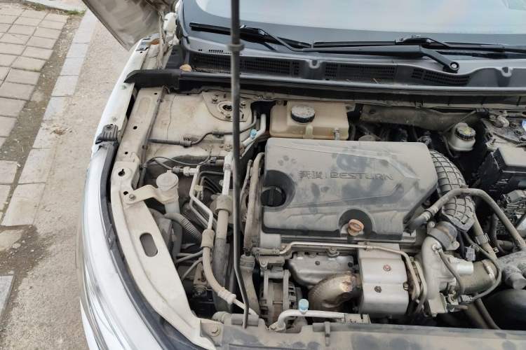 Used Bestune B50 2016 1.4T Automatic Luxury Model Engine Bay Right