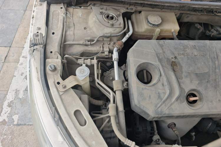 Used Bestune B50 2016 1.6L manual luxury version Engine Bay Right
