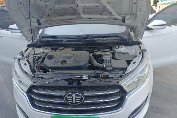 Used Bestune B50 2016 1.6L manual Comfort trim level Engine Bay