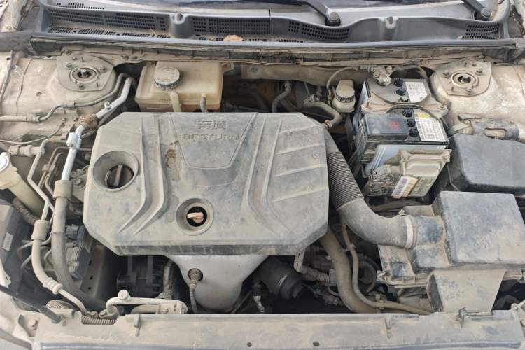 Used Bestune B50 2016 1.6L manual luxury version Engine Bay