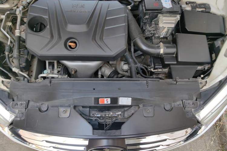 Used Bestune B50 2016 1.6L manual luxury version Engine Bay