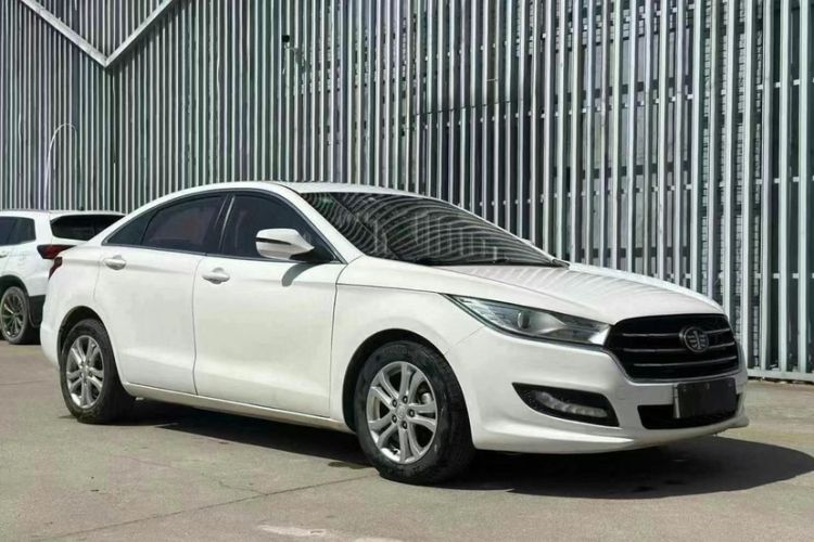 Used Bestune B50 2016 1.4T Automatic Luxury Model Exterior 2