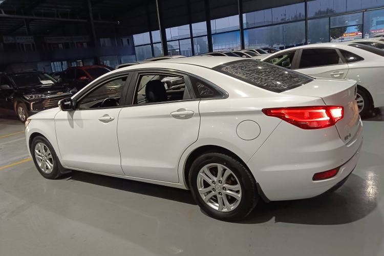 Used Bestune B50 2016 1.6L manual luxury version Exterior 3