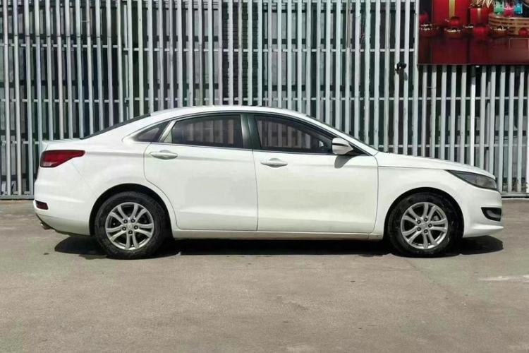 Used Bestune B50 2016 1.4T Automatic Luxury Model Exterior 3