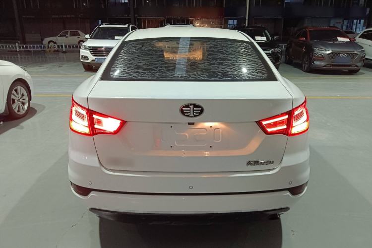 Used Bestune B50 2016 1.6L manual luxury version Exterior 4