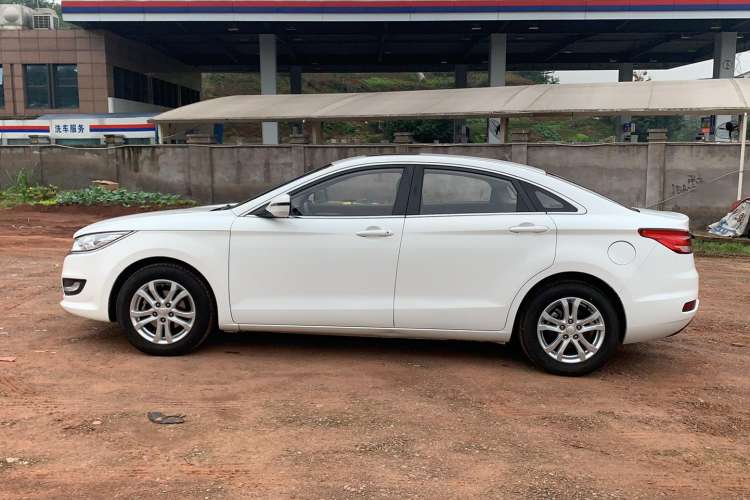 Used Bestune B50 2016 1.6L automatic comfort version Exterior 5
