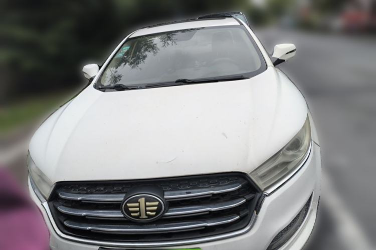 Used Bestune B50 2016 1.4T Automatic Luxury Model Front