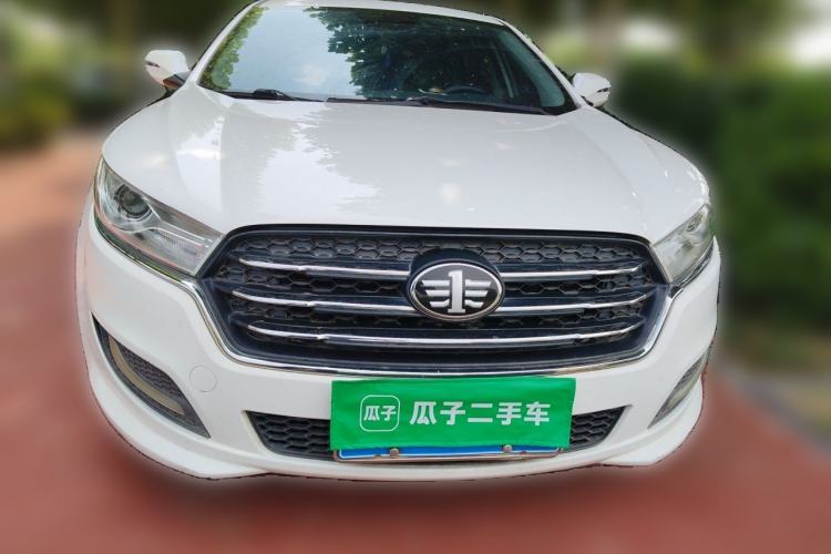 Used Bestune B50 2016 1.6L manual Comfort trim level Front