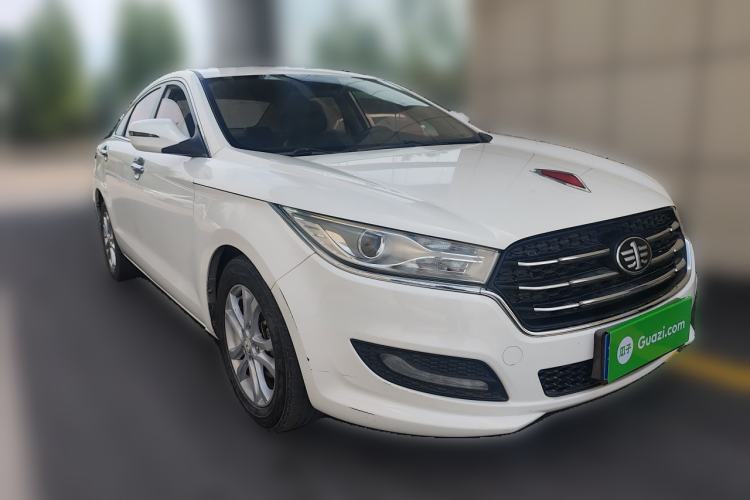 Used Bestune B50 2016 1.6L manual luxury version Front Right 45 Deg