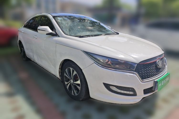 Used Bestune B50 2016 1.4T Automatic Sport Luxury Edition Front Right 45 Deg