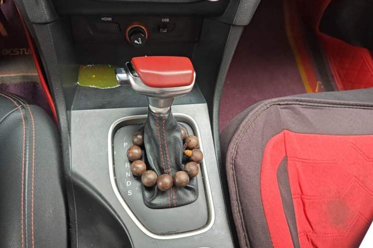 Used Bestune B50 2016 1.4T Automatic Sport Luxury Edition Gear Lever