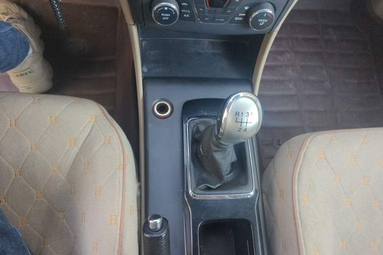 Used Bestune B50 2016 1.6L Manual Technology Model Gear Lever