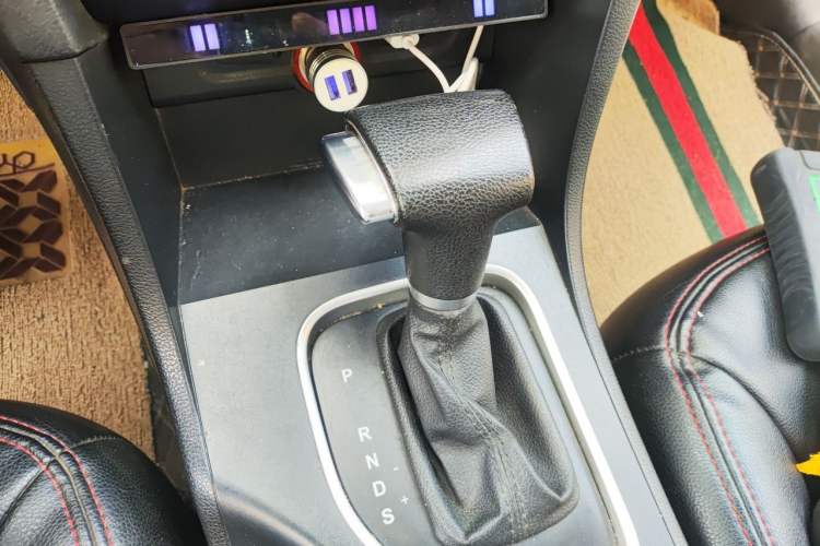 Used Bestune B50 2016 1.6L automatic comfort version Gear Lever