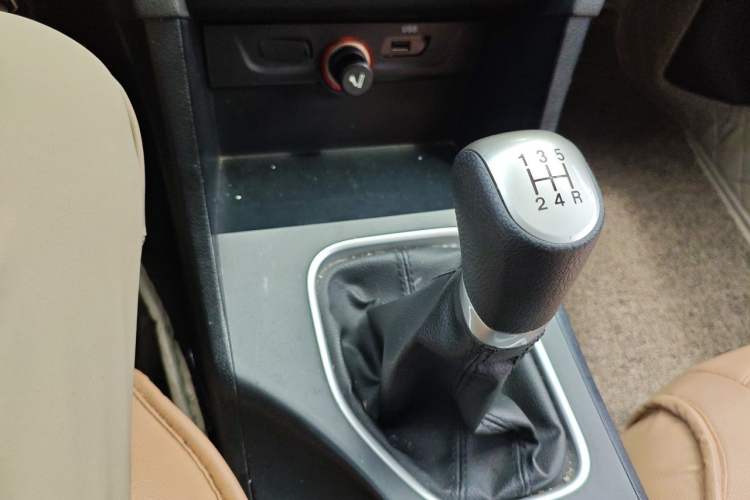 Used Bestune B50 2016 1.6L Manual Technology Model Gear Lever