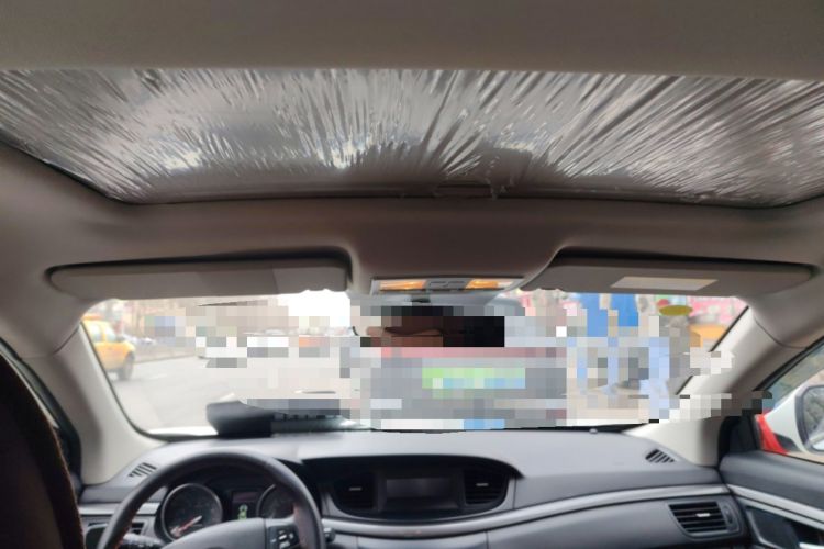 Used Bestune B50 2016 1.6L manual Comfort trim level Headliner