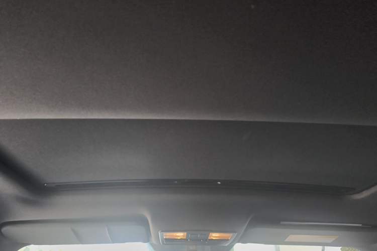 Used Bestune B50 2016 1.4T Automatic Sport Luxury Edition Headliner