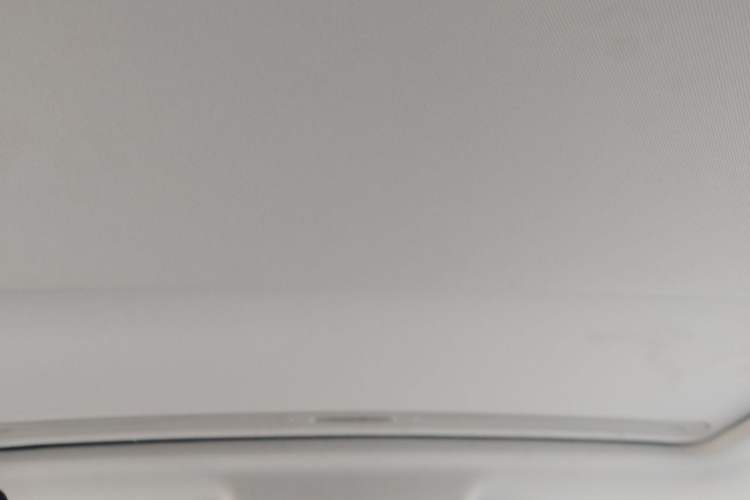 Used Bestune B50 2016 1.6L manual Comfort trim level Headliner