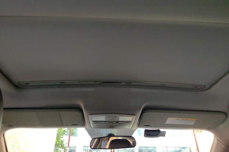 Used Bestune B50 2016 1.6L manual luxury version Headliner