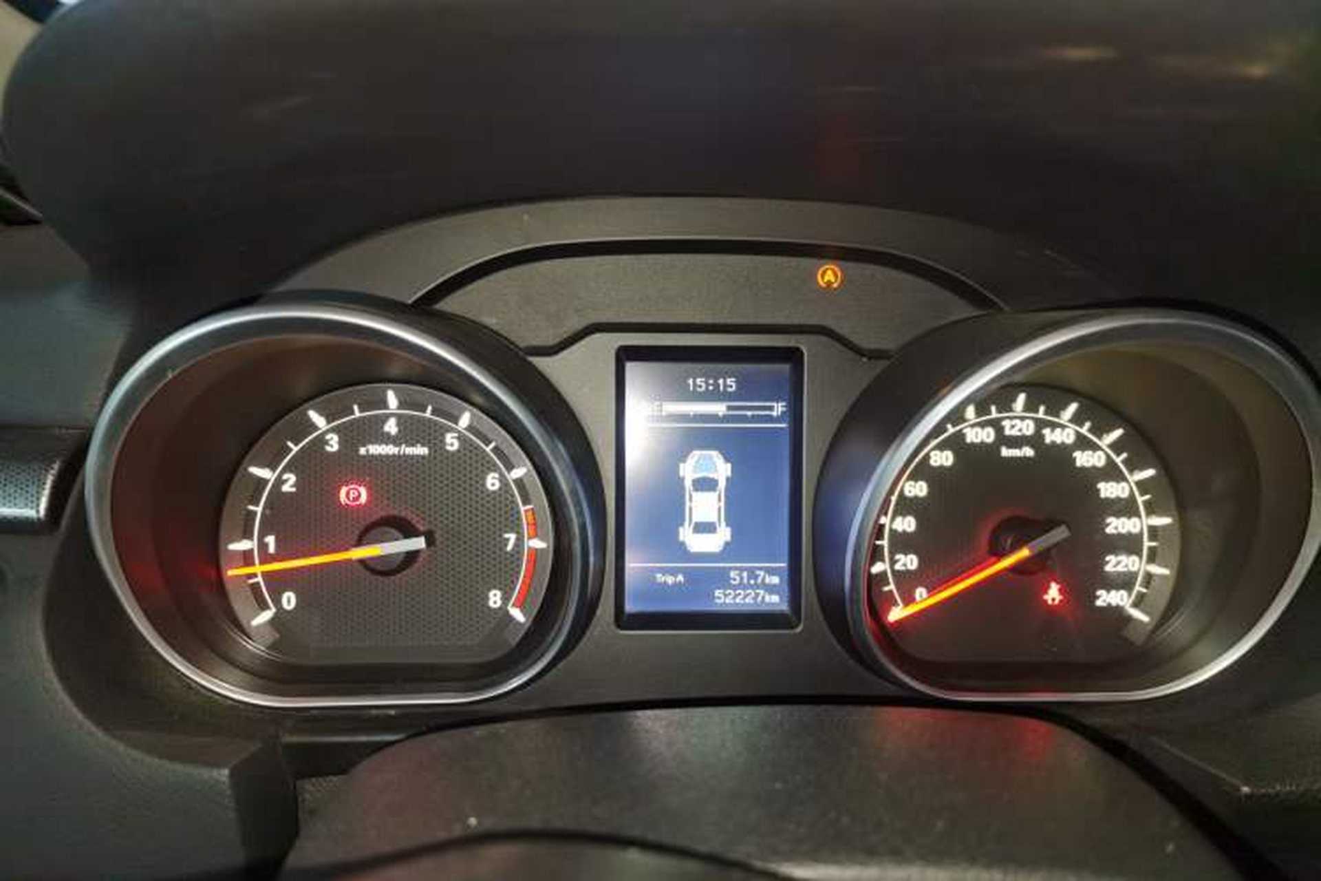 Used Bestune B50 2016 1.6L manual luxury version Instrument Cluster