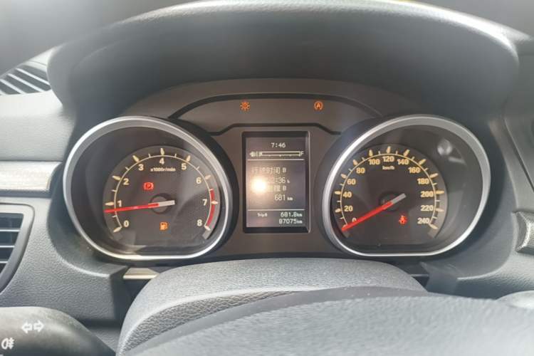 Used Bestune B50 2016 1.6L manual luxury version Instrument Cluster