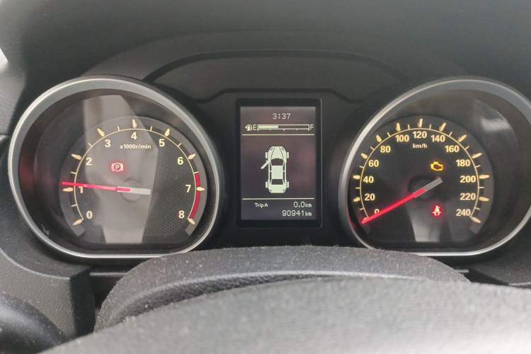 Used Bestune B50 2016 1.6L manual luxury version Instrument Cluster