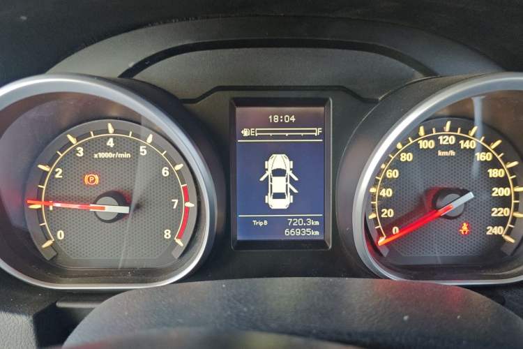 Used Bestune B50 2016 1.6L manual Comfort trim level Instrument Cluster