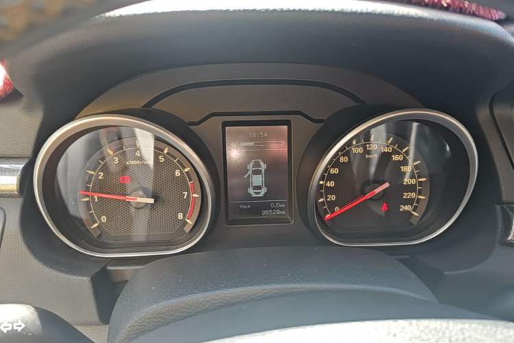 Used Bestune B50 2016 1.6L manual luxury version Instrument Cluster