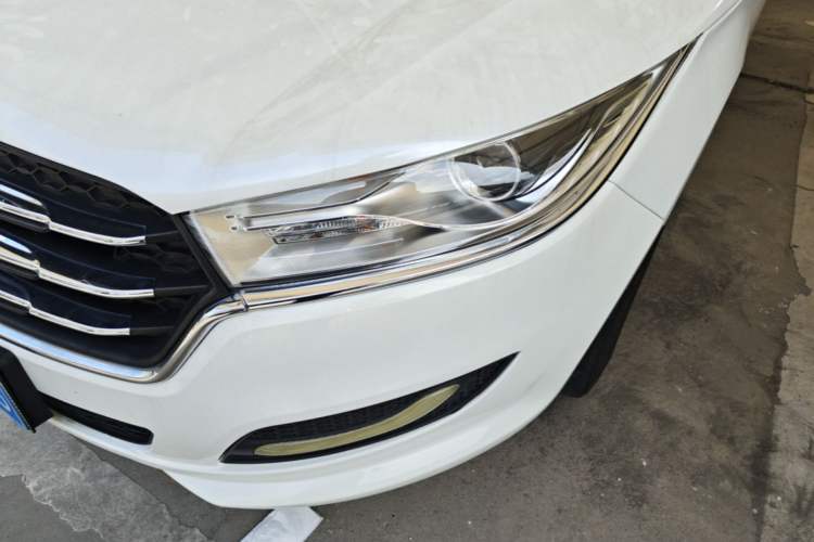 Used Bestune B50 2016 1.6L Automatic Luxury Model Left Front Headlight