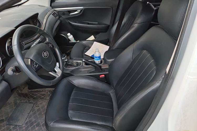 Used Bestune B50 2016 1.4T Automatic Luxury Model Left Front Seat