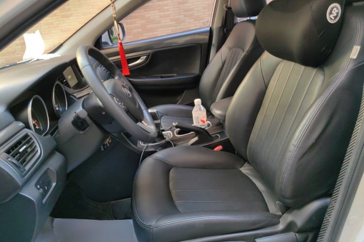 Used Bestune B50 2016 1.6L manual luxury version Left Front Seat