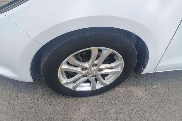 Used Bestune B50 2016 1.6L manual luxury version Left Front Wheel Hub