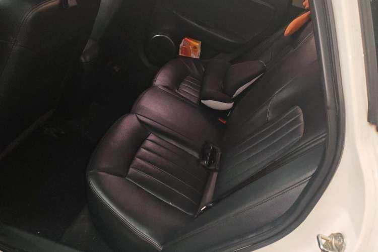 Used Bestune B50 2016 1.4T Automatic Luxury Model Left Rear Seat
